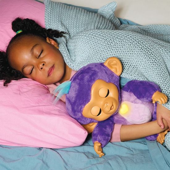 Fingerlings Care ‘n’ Cuddles Interactive Baby Monkey-3191